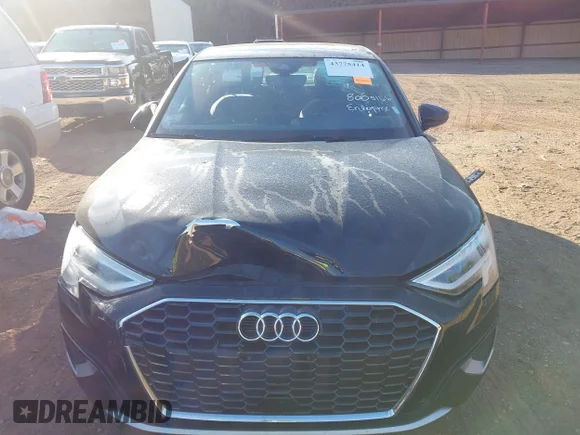 ✅ 2024 Audi A3 Premium • VIN: WAUAUDGY7RA126291 • Lot: 43775414. Wystawiony na IAAI z przebiegiem 35 777 mil. Bezpłatny archiwum sprzedaży aukcyjnych z USA i szczegółowy raport historii pojazdu na DreamBid. Zdjęcie 6.