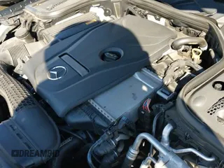 ✅ 2018 Mercedes-Benz E 300 • VIN: WDDZF4JB7JA369632 • Lot: 43566959. Wystawiony na IAAI z przebiegiem 122 574 mil. Bezpłatny archiwum sprzedaży aukcyjnych z USA i szczegółowy raport historii pojazdu na DreamBid. Zdjęcie 20.