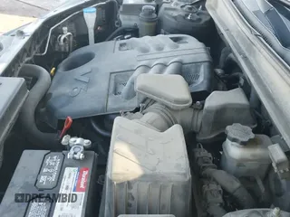 ✅ 2009 Hyundai Santa Fe Limited • VIN: 5NMSH73E19H319423 • Lot: 43725230. Listed on IAAI with 296,353 mi. Free auction sales archive from the USA and detailed vehicle history report at DreamBid. Image 19.