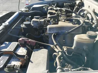 ✅ 2004 Toyota Tacoma PreRunner • VIN: 5TEGM92N74Z370030 • Lot: 43864706. Listed on IAAI with 348,118 mi. Free auction sales archive from the USA and detailed vehicle history report at DreamBid. Image 17.