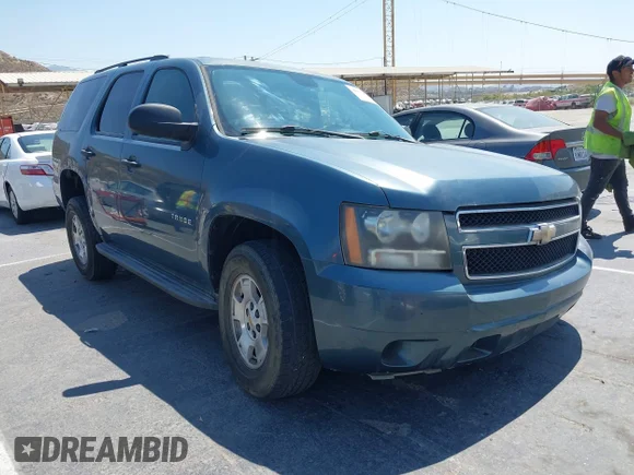 ✅ 2010 Chevrolet Tahoe LS • VIN: 1GNMCAE31AR134621 • Lot: 42653658. Listed on IAAI with 210,902 mi. Free auction sales archive from the USA and detailed vehicle history report at DreamBid. Image 1.