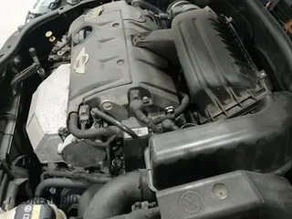 ✅ 2015 MINI Convertible • VIN: WMWZN3C56FT862631 • Lot: 43458065. Wystawiony na IAAI z przebiegiem 98 590 mil. Bezpłatny archiwum sprzedaży aukcyjnych z USA i szczegółowy raport historii pojazdu na DreamBid. Zdjęcie 19.