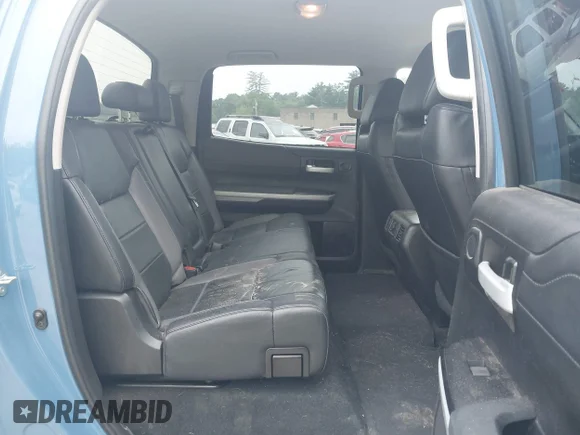 ✅ 2020 Toyota Tundra Limited • VIN: 5TFHY5F14LX920816 • Lot: 42363909. Wystawiony na IAAI z przebiegiem 86 211 mil. Bezpłatny archiwum sprzedaży aukcyjnych z USA i szczegółowy raport historii pojazdu na DreamBid. Zdjęcie 8.