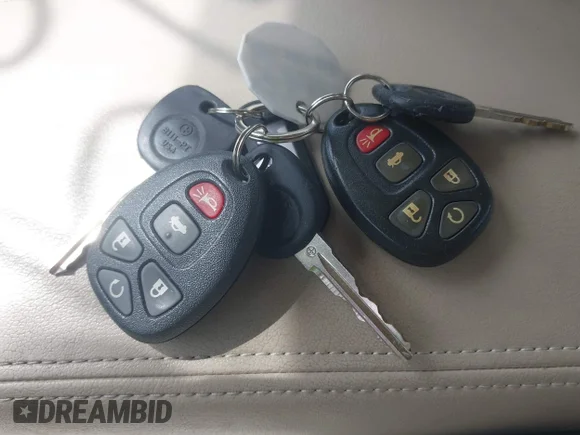 ✅ 2013 Chevrolet Impala LT • VIN: 2G1WB5E36D1185002 • Lot: 45227697. Listed on IAAI with 174,203 mi. Free auction sales archive from the USA and detailed vehicle history report at DreamBid. Image 11.