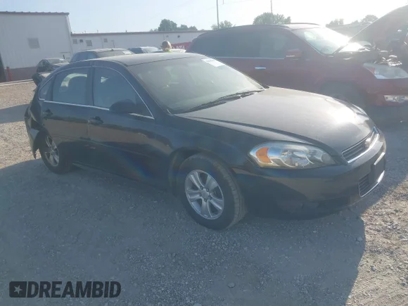 ✅ 2013 Chevrolet Impala LS • VIN: 2G1WF5E31D1144197 • Lot: 45108199. Wystawiony na IAAI z przebiegiem 269 692 mil. Bezpłatny archiwum sprzedaży aukcyjnych z USA i szczegółowy raport historii pojazdu na DreamBid. Zdjęcie 1.