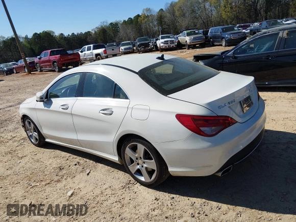 ✅ 2015 Mercedes-Benz CLA 250 • VIN: WDDSJ4EB6FN225645 • Lot: 44684184. Wystawiony na IAAI z przebiegiem 153 765 mil. Bezpłatny archiwum sprzedaży aukcyjnych z USA i szczegółowy raport historii pojazdu na DreamBid. Zdjęcie 3.