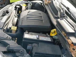 ✅ 2014 Chrysler Town & Country Touring L • VIN: 2C4RC1CG2ER413077 • Lot: 41621862. Wystawiony na IAAI z przebiegiem 80 832 mil. Bezpłatny archiwum sprzedaży aukcyjnych z USA i szczegółowy raport historii pojazdu na DreamBid. Zdjęcie 19.