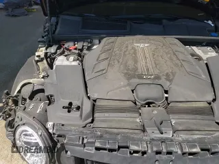 ✅ 2020 Bentley Bentayga V8 • VIN: SJAAM2ZV4LC029508 • Лот: 53716675. Опубликован ранее на Copart с пробегом 19 869 миль. Бесплатный доступ к архиву аукционных продаж из США и подробный отчёт об истории автомобиля на DreamBid. Изображение 16.