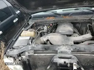 ✅ 2005 Chevrolet Suburban LT • VIN: 1GNFK16Z85J105359 • Лот: 81206124. Опубликован ранее на Copart с пробегом 198 071 миль. Бесплатный доступ к архиву аукционных продаж из США и подробный отчёт об истории автомобиля на DreamBid. Изображение 14.