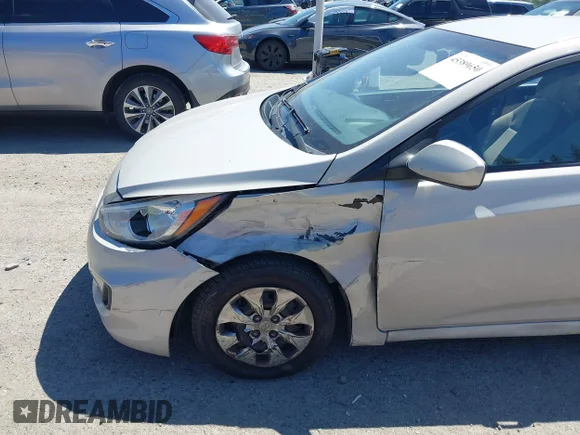 ✅ 2016 Hyundai Accent SE • VIN: KMHCT4AEXGU028280 • Лот: 45389650. Опубліковано раніше на IAAI з пробігом 131 717 миль. Безкоштовний доступ до архіву аукціонних продажів зі США та докладний звіт про історію автомобіля на DreamBid. Зображення 6.