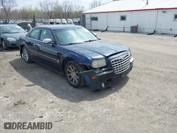 ✅ 2005 Chrysler 300 C • VIN: 2C3JA63H35H168082 • Lot: 44798029. Listed on IAAI with 198,416 mi. Free auction sales archive from the USA and detailed vehicle history report at DreamBid. Image 1.