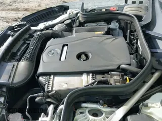 ✅ 2018 Mercedes-Benz GLC 300 • VIN: WDC0G4JB8JV037914 • Lot: 42754758. Wystawiony na IAAI z przebiegiem 84 612 mil. Bezpłatny archiwum sprzedaży aukcyjnych z USA i szczegółowy raport historii pojazdu na DreamBid. Zdjęcie 20.