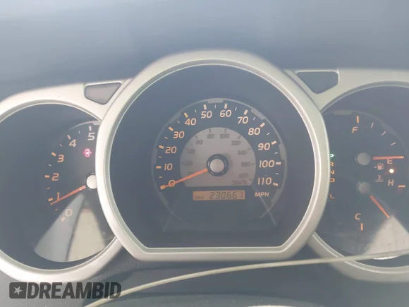✅ 2005 Toyota 4Runner SR5 • VIN: JTEZT14R558007074 • Лот: 45131622. Опубликован ранее на IAAI с пробегом 230 667 миль. Бесплатный доступ к архиву аукционных продаж из США и подробный отчёт об истории автомобиля на DreamBid. Изображение 7.