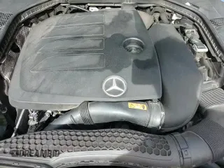 ✅ 2020 Mercedes-Benz C 300 • VIN: 55SWF8DB5LU323323 • Лот: 86084345. Опубликован ранее на Copart с пробегом 134 604 миль. Бесплатный доступ к архиву аукционных продаж из США и подробный отчёт об истории автомобиля на DreamBid. Изображение 13.