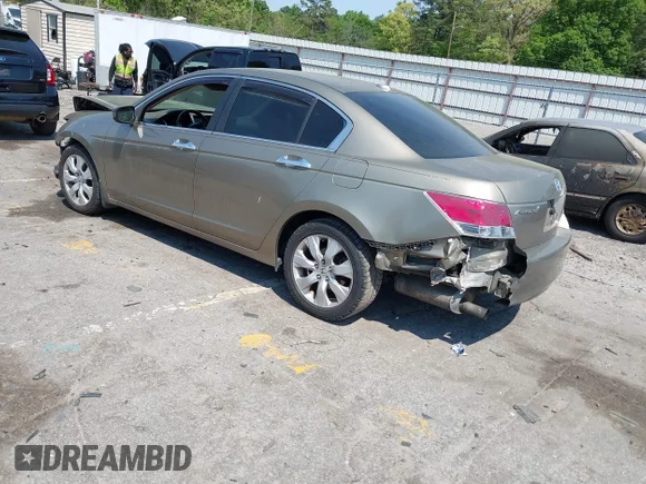 ✅ 2008 Honda Accord EX-L • VIN: 1HGCP368X8A079854 • Lot: 44816722. Wystawiony na IAAI z przebiegiem 166 608 mil. Bezpłatny archiwum sprzedaży aukcyjnych z USA i szczegółowy raport historii pojazdu na DreamBid. Zdjęcie 3.