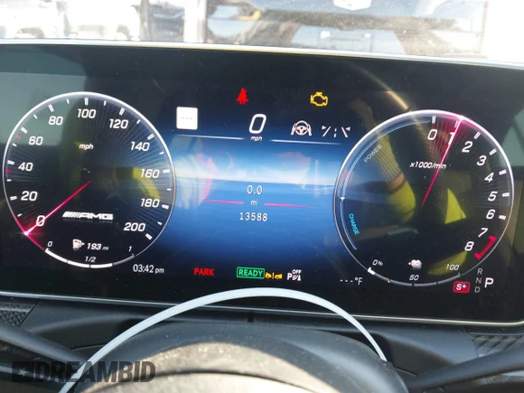 ✅ 2024 Mercedes-Benz C 63 S AMG E Performance • VIN: W1KAF8AB7RR236418 • Lot: 44187352. Wystawiony na IAAI z przebiegiem 13 588 mil. Bezpłatny archiwum sprzedaży aukcyjnych z USA i szczegółowy raport historii pojazdu na DreamBid. Zdjęcie 7.