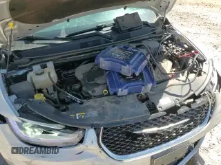 ✅ 2022 Chrysler Pacifica Touring • VIN: 2C4RC1FGXNR187964 • Lot: 57247915. Wystawiony na Copart z przebiegiem 54 492 mil. Bezpłatny archiwum sprzedaży aukcyjnych z USA i szczegółowy raport historii pojazdu na DreamBid. Zdjęcie 16.