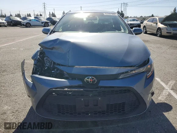 ✅ 2022 Toyota Corolla LE • VIN: JTDEPMAE1N3002137 • Lot: 41767966. Listed on Copart with 28,466 mi. Free auction sales archive from the USA and detailed vehicle history report at DreamBid. Image 5.