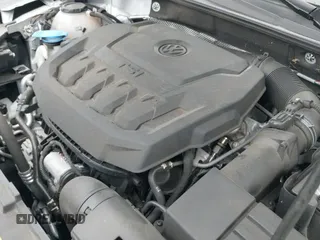 ✅ 2021 Volkswagen Passat SE • VIN: 1VWSA7A30MC008155 • Lot: 43333024. Wystawiony na IAAI z przebiegiem 62 549 mil. Bezpłatny archiwum sprzedaży aukcyjnych z USA i szczegółowy raport historii pojazdu na DreamBid. Zdjęcie 19.