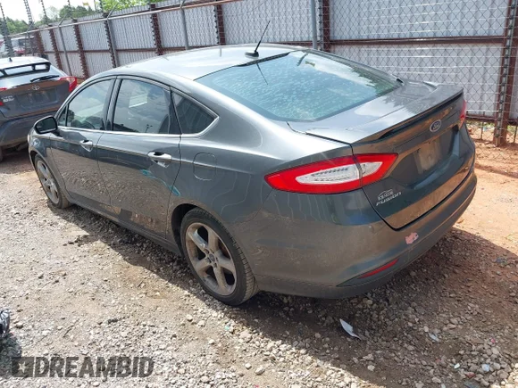✅ 2016 Ford Fusion S • VIN: 3FA6P0G79GR193189 • Lot: 45318440. Wystawiony na IAAI z przebiegiem 140 661 mil. Bezpłatny archiwum sprzedaży aukcyjnych z USA i szczegółowy raport historii pojazdu na DreamBid. Zdjęcie 3.