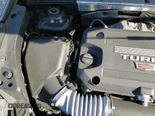 ✅ 2022 Cadillac XT4 AWD Premium Luxury • VIN: 1GYFZDR45NF135860 • Lot: 85205714. Wystawiony na Copart z przebiegiem 39 495 mil. Bezpłatny archiwum sprzedaży aukcyjnych z USA i szczegółowy raport historii pojazdu na DreamBid. Zdjęcie 16.