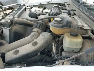 ✅ 2006 Ford F-250 XL • VIN: 1FTNF20586EA05034 • Лот: 42260578. Опубликован ранее на IAAI с пробегом 99 044 миль. Бесплатный доступ к архиву аукционных продаж из США и подробный отчёт об истории автомобиля на DreamBid. Изображение 18.