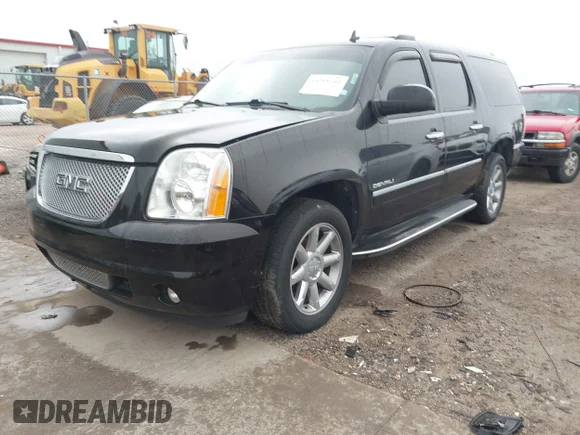 ✅ 2013 GMC Yukon XL Denali • VIN: 1GKS2MEF9DR249250 • Лот: 45295140. Опубліковано раніше на IAAI з пробігом 233 370 миль. Безкоштовний доступ до архіву аукціонних продажів зі США та докладний звіт про історію автомобіля на DreamBid. Зображення 2.
