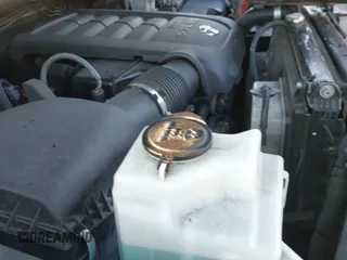 ✅ 2018 Toyota Tundra SR5 • VIN: 5TFHW5F10JX752689 • Лот: 41280716. Опубликован ранее на IAAI с пробегом 147 494 миль. Бесплатный доступ к архиву аукционных продаж из США и подробный отчёт об истории автомобиля на DreamBid. Изображение 19.