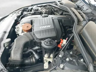 ✅ 2008 BMW 5 Series 535xiT • VIN: WBAPT735X8CX00881 • Lot: 41742336. Wystawiony na IAAI z przebiegiem 207 115 mil. Bezpłatny archiwum sprzedaży aukcyjnych z USA i szczegółowy raport historii pojazdu na DreamBid. Zdjęcie 19.