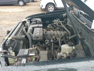 ✅ 2006 Toyota Sequoia SR5 • VIN: 5TDBT44A46S271644 • Lot: 43436861. Listed on IAAI with 260,469 mi. Free auction sales archive from the USA and detailed vehicle history report at DreamBid. Image 12.