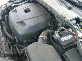 ✅ 2015 Volvo V60 T5 Drive-E Premier • VIN: YV140MEK5F1266078 • Lot: 42734202. Listed on IAAI with 178,742 mi. Free auction sales archive from the USA and detailed vehicle history report at DreamBid. Image 19.