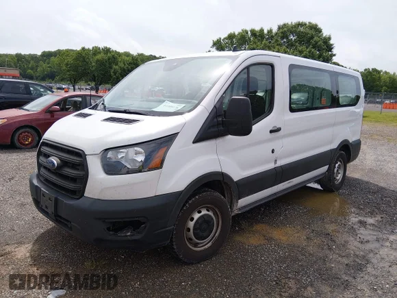 ✅ 2020 Ford Transit Cargo • VIN: 1FTYE1Y82LKB02459 • Лот: 44991469. Опубліковано раніше на IAAI з пробігом 129 898 миль. Безкоштовний доступ до архіву аукціонних продажів зі США та докладний звіт про історію автомобіля на DreamBid. Зображення 2.