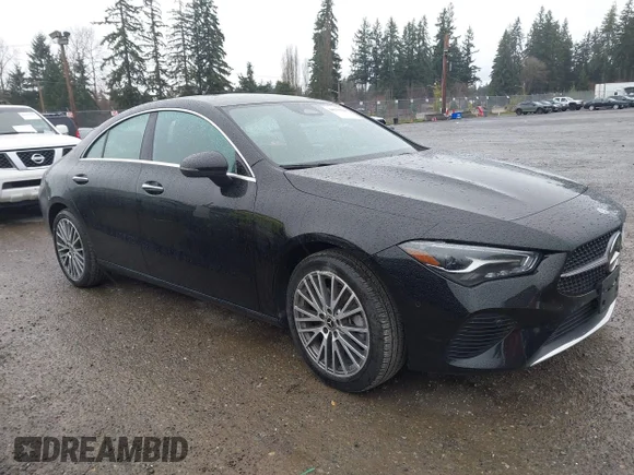 ✅ 2025 Mercedes-Benz CLA 250 • VIN: W1K5J4HB1SN510854 • Lot: 44579520. Wystawiony na IAAI z przebiegiem 25 338 mil. Bezpłatny archiwum sprzedaży aukcyjnych z USA i szczegółowy raport historii pojazdu na DreamBid. Zdjęcie 1.