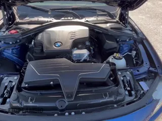 ✅ 2018 BMW 3 Series 320i xDrive • VIN: WBA8A3C5XJA491467 • Лот: 94740835. Опубликован ранее на Copart с пробегом 51 832 миль. Бесплатный доступ к архиву аукционных продаж из США и подробный отчёт об истории автомобиля на DreamBid. Изображение 11.