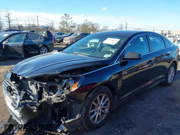 ✅ 2019 Hyundai Sonata SE • VIN: 5NPE24AF5KH740241 • Lot: 44182866. Wystawiony na IAAI z przebiegiem 168 352 mil. Bezpłatny archiwum sprzedaży aukcyjnych z USA i szczegółowy raport historii pojazdu na DreamBid. Zdjęcie 2.