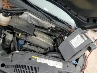 ✅ 2017 Volkswagen Tiguan Wolfsburg Edition • VIN: WVGSV7AX8HW512964 • Lot: 95732695. Wystawiony na Copart z przebiegiem 103 705 mil. Bezpłatny archiwum sprzedaży aukcyjnych z USA i szczegółowy raport historii pojazdu na DreamBid. Zdjęcie 14.