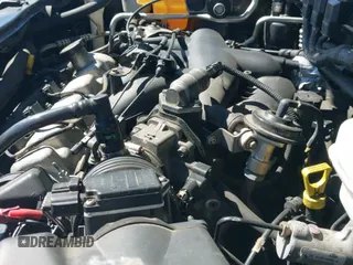 ✅ 2005 Mazda Tribute LX • VIN: 4F2CZ941X5KM39258 • Lot: 42624149. Wystawiony na IAAI z przebiegiem 177 322 mil. Bezpłatny archiwum sprzedaży aukcyjnych z USA i szczegółowy raport historii pojazdu na DreamBid. Zdjęcie 13.