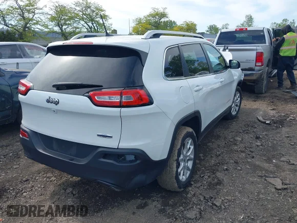✅ 2015 Jeep Cherokee Latitude • VIN: 1C4PJLCS7FW695626 • Lot: 45074977. Wystawiony na IAAI z przebiegiem 95 375 mil. Bezpłatny archiwum sprzedaży aukcyjnych z USA i szczegółowy raport historii pojazdu na DreamBid. Zdjęcie 4.