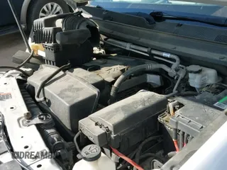 ✅ 2019 Chevrolet Colorado 2WD Work Truck • VIN: 1GCHSBEA2K1111298 • Lot: 43523952. Wystawiony na IAAI z przebiegiem 107 468 mil. Bezpłatny archiwum sprzedaży aukcyjnych z USA i szczegółowy raport historii pojazdu na DreamBid. Zdjęcie 19.