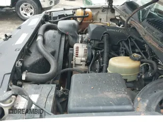 ✅ 2000 Chevrolet Silverado 2500 LS • VIN: 1GCGK29U5YE317569 • Lot: 41607650. Wystawiony na IAAI z przebiegiem 299 431 mil. Bezpłatny archiwum sprzedaży aukcyjnych z USA i szczegółowy raport historii pojazdu na DreamBid. Zdjęcie 15.