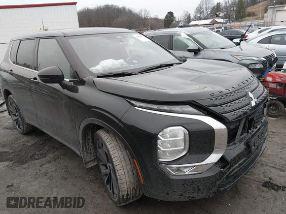 ✅ 2023 Mitsubishi Outlander SEL • VIN: JA4J3VA87PZ039018 • Лот: 44410972. Опубліковано раніше на IAAI з пробігом 47 995 миль. Безкоштовний доступ до архіву аукціонних продажів зі США та докладний звіт про історію автомобіля на DreamBid. Зображення 1.