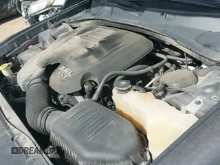 ✅ 2019 Dodge Charger SXT • VIN: 2C3CDXJG1KH671301 • Лот: 43360644. Опубликован ранее на IAAI с пробегом 111 339 миль. Бесплатный доступ к архиву аукционных продаж из США и подробный отчёт об истории автомобиля на DreamBid. Изображение 19.