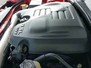 ✅ 2014 Dodge Challenger Rallye Redline • VIN: 2C3CDYAGXEH224573 • Lot: 41228018. Wystawiony na IAAI z przebiegiem 119 482 mil. Bezpłatny archiwum sprzedaży aukcyjnych z USA i szczegółowy raport historii pojazdu na DreamBid. Zdjęcie 20.