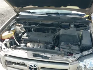 ✅ 2005 Toyota Highlander • VIN: JTEGD21A350108511 • Lot: 43222529. Wystawiony na IAAI z przebiegiem 58 729 mil. Bezpłatny archiwum sprzedaży aukcyjnych z USA i szczegółowy raport historii pojazdu na DreamBid. Zdjęcie 12.