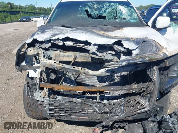 ✅ 2022 GMC Yukon Denali • VIN: 1GKS2DKL7NR362383 • Lot: 45322159. Wystawiony na IAAI z przebiegiem 32 776 mil. Bezpłatny archiwum sprzedaży aukcyjnych z USA i szczegółowy raport historii pojazdu na DreamBid. Zdjęcie 6.