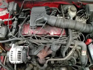 ✅ 2000 Pontiac Sunfire SE • VIN: 1G2JB5240Y7401390 • Lot: 84178644. Wystawiony na Copart z przebiegiem 174 014 mil. Bezpłatny archiwum sprzedaży aukcyjnych z USA i szczegółowy raport historii pojazdu na DreamBid. Zdjęcie 13.