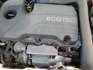 ✅ 2020 Chevrolet Equinox LT • VIN: 3GNAXUEV9LS700079 • Lot: 91129135. Wystawiony na Copart z przebiegiem 92 741 mil. Bezpłatny archiwum sprzedaży aukcyjnych z USA i szczegółowy raport historii pojazdu na DreamBid. Zdjęcie 16.