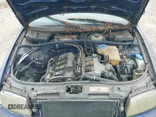 ✅ 1998 Audi A4 • VIN: WAUCB28D6WA087591 • Lot: 42625204. Listed on IAAI with 180,959 mi. Free auction sales archive from the USA and detailed vehicle history report at DreamBid. Image 12.