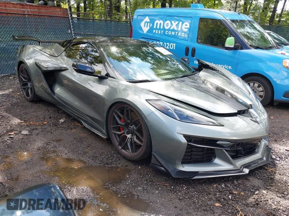 ✅ 2024 Chevrolet Corvette 3LZ • VIN: 1G1YF3D34R5602769 • Лот: 43286679. Опубликован ранее на IAAI с пробегом 12 442 миль. Бесплатный доступ к архиву аукционных продаж из США и подробный отчёт об истории автомобиля на DreamBid. Изображение 1.
