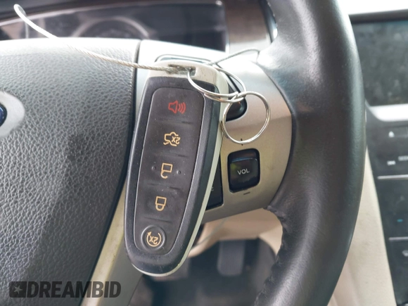✅ 2015 Ford Taurus Limited • VIN: 1FAHP2F81FG157498 • Lot: 45309591. Listed on IAAI with 228,483 mi. Free auction sales archive from the USA and detailed vehicle history report at DreamBid. Image 11.